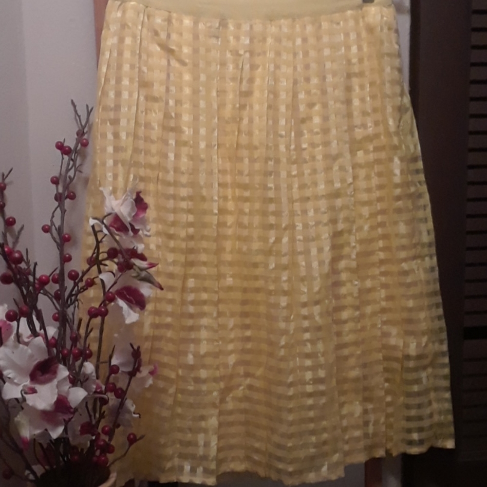 PLEATED FLARE SKIRT, RIBBON WAIST BAND